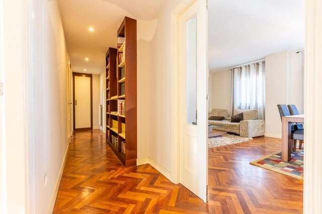 4 bedroom Penthouse for sale in A Coruña city - € 385,000 (Ref: 9295862)