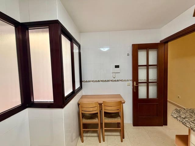 2 makuuhuone Huoneisto vuokrattavana paikassa Guanarteme, Las Palmas de Gran Canaria mukana 
autotalli - 1 400 € (Ref: 9297058)