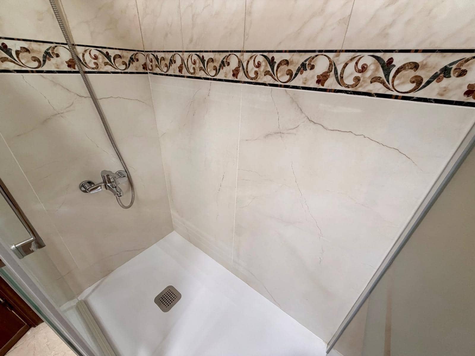 2 makuuhuone Huoneisto vuokrattavana paikassa Las Palmas de Gran Canaria mukana 
autotalli - 1 400 € (Ref: 9297058)