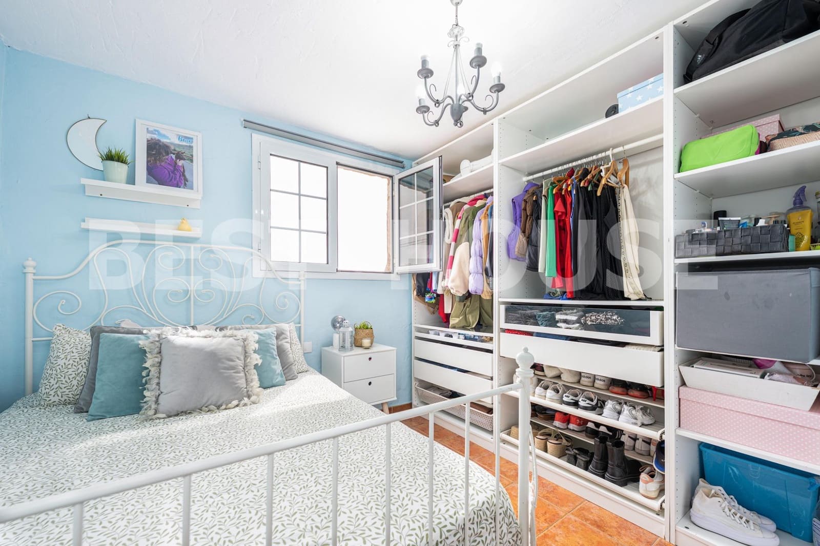 3 bedroom Finca/Country House for sale in Telde with garage - € 270,000 (Ref: 9297059)