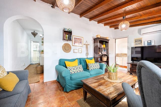 Finca/Casa Rural de 3 habitaciones en Telde en venta con garaje - 270.000 € (Ref: 9297059)