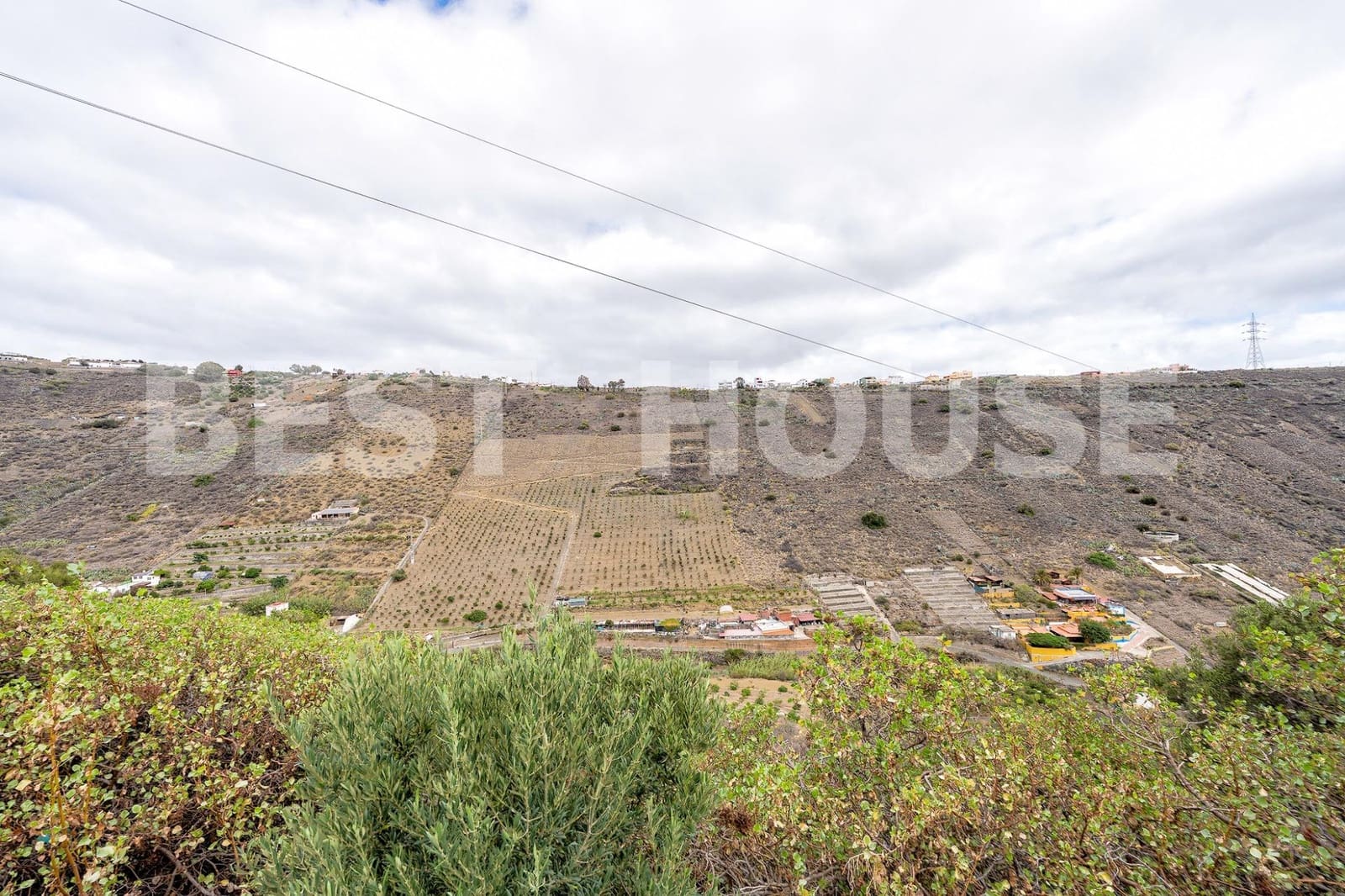 3 bedroom Finca/Country House for sale in Telde with garage - € 270,000 (Ref: 9297059)