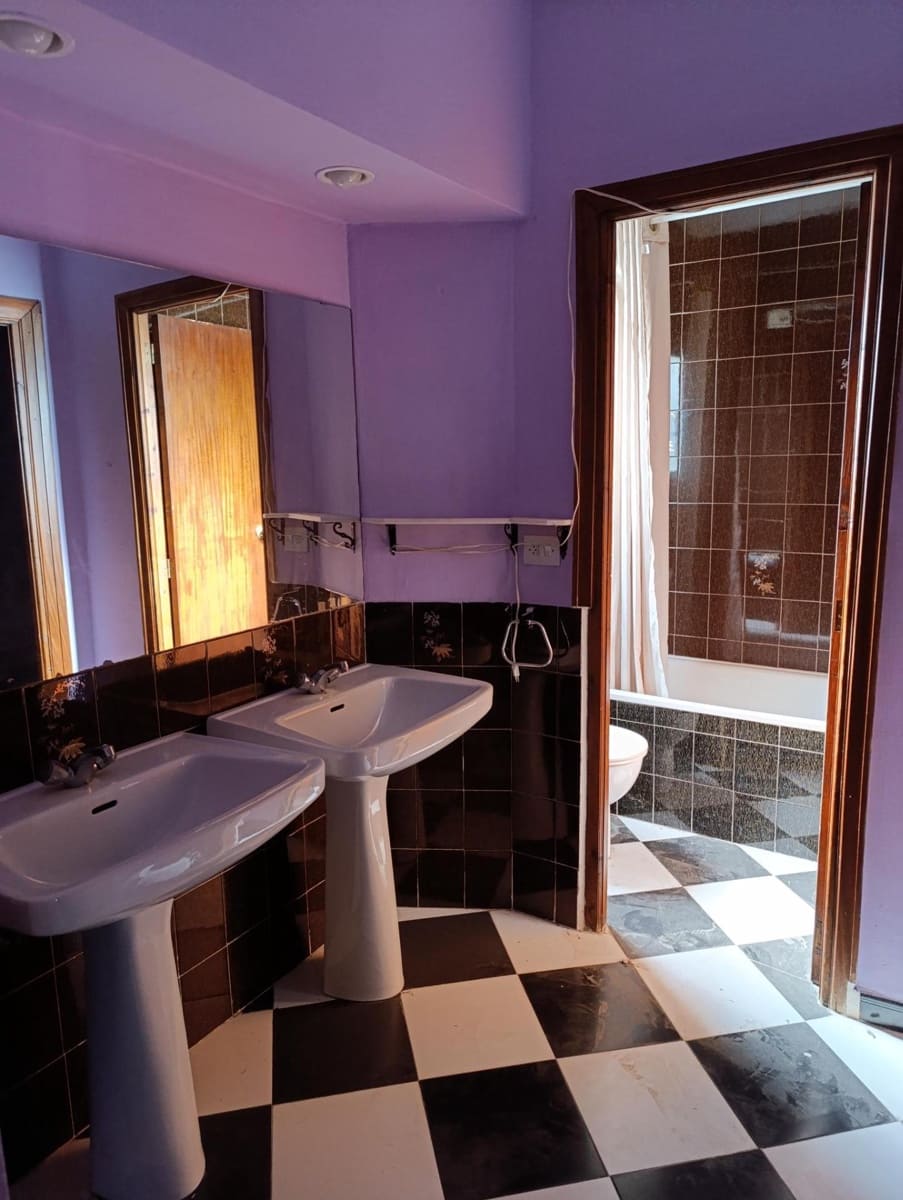 4 bedroom Townhouse for sale in Atarfe - € 260,000 (Ref: 9308692)