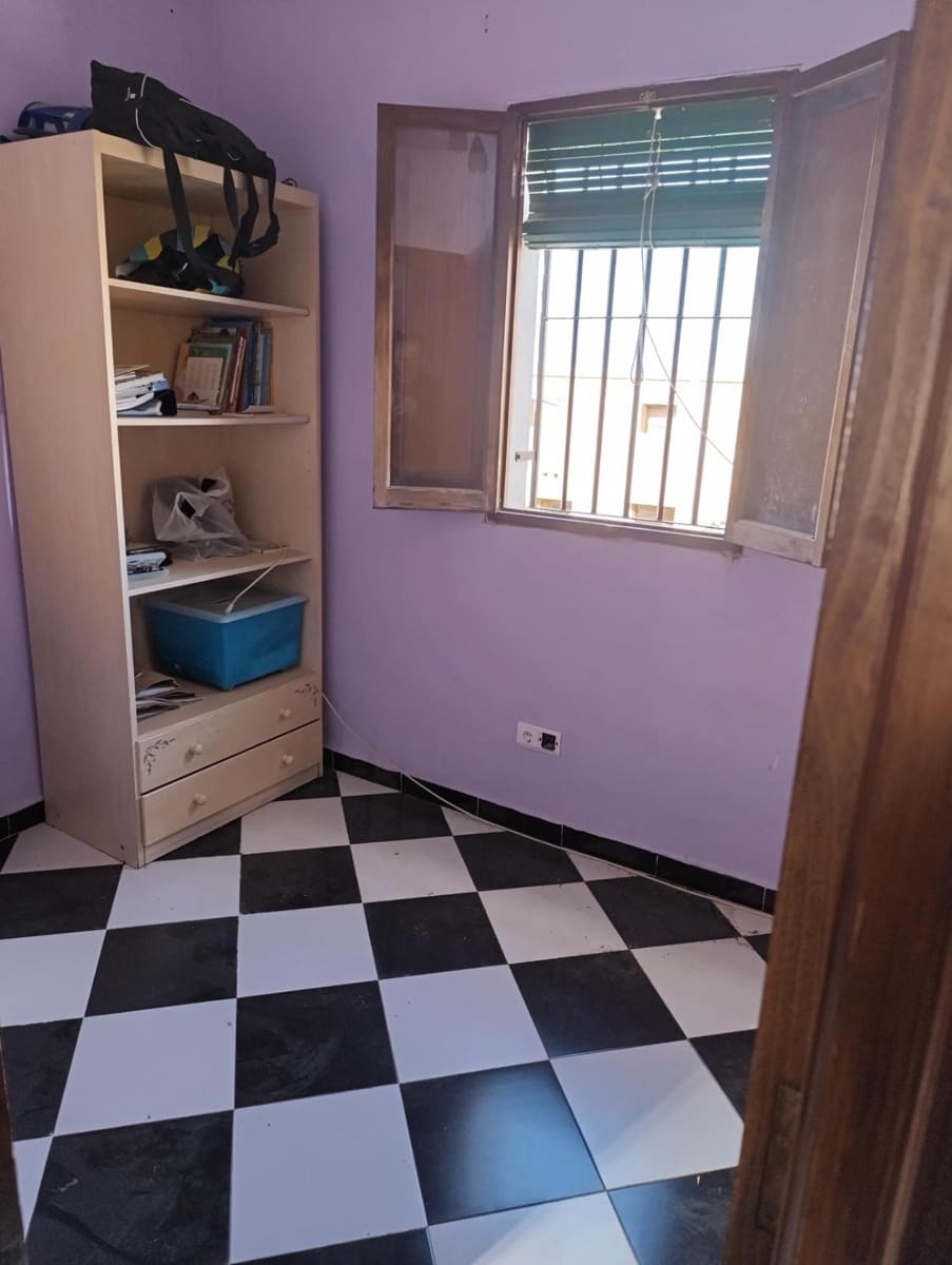 4 bedroom Townhouse for sale in Atarfe - € 260,000 (Ref: 9308692)