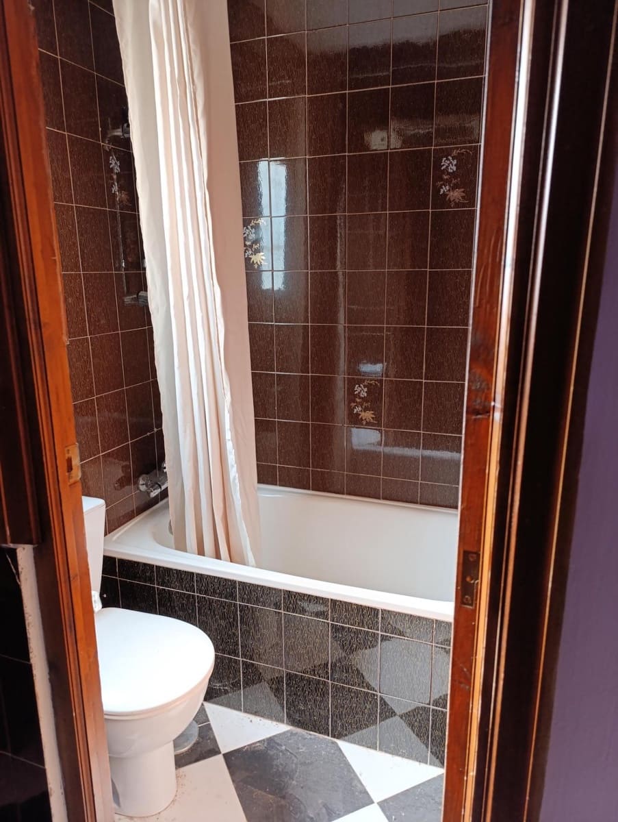 4 bedroom Townhouse for sale in Atarfe - € 260,000 (Ref: 9308692)