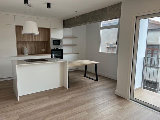 Apartamento de 2 habitaciones en Las Palmas de Gran Canaria en alquiler - 1.200 € (Ref: 9312752)