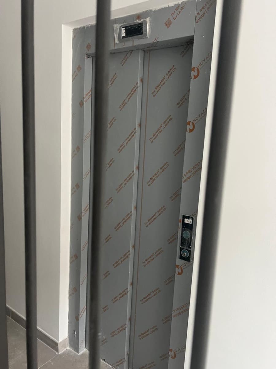 Apartamento de 2 habitaciones en Las Palmas de Gran Canaria en alquiler - 1.200 € (Ref: 9312752)