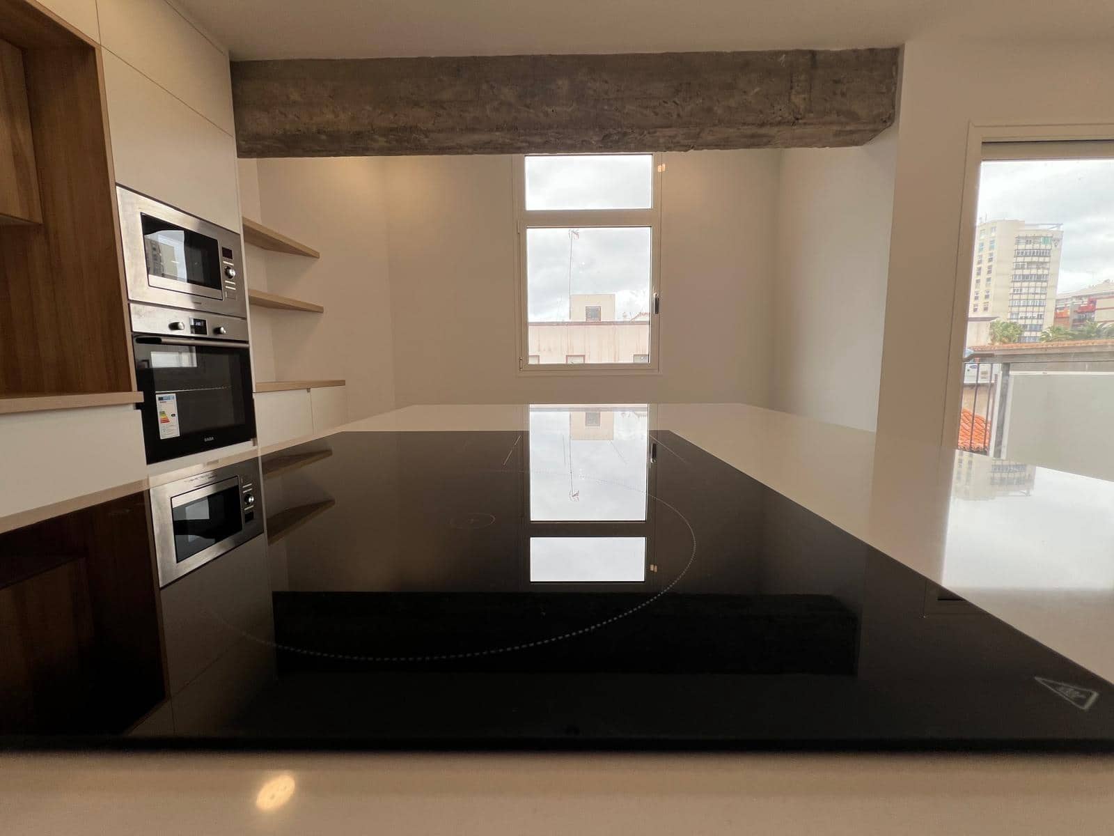 Apartamento de 2 habitaciones en Las Palmas de Gran Canaria en alquiler - 1.200 € (Ref: 9312752)