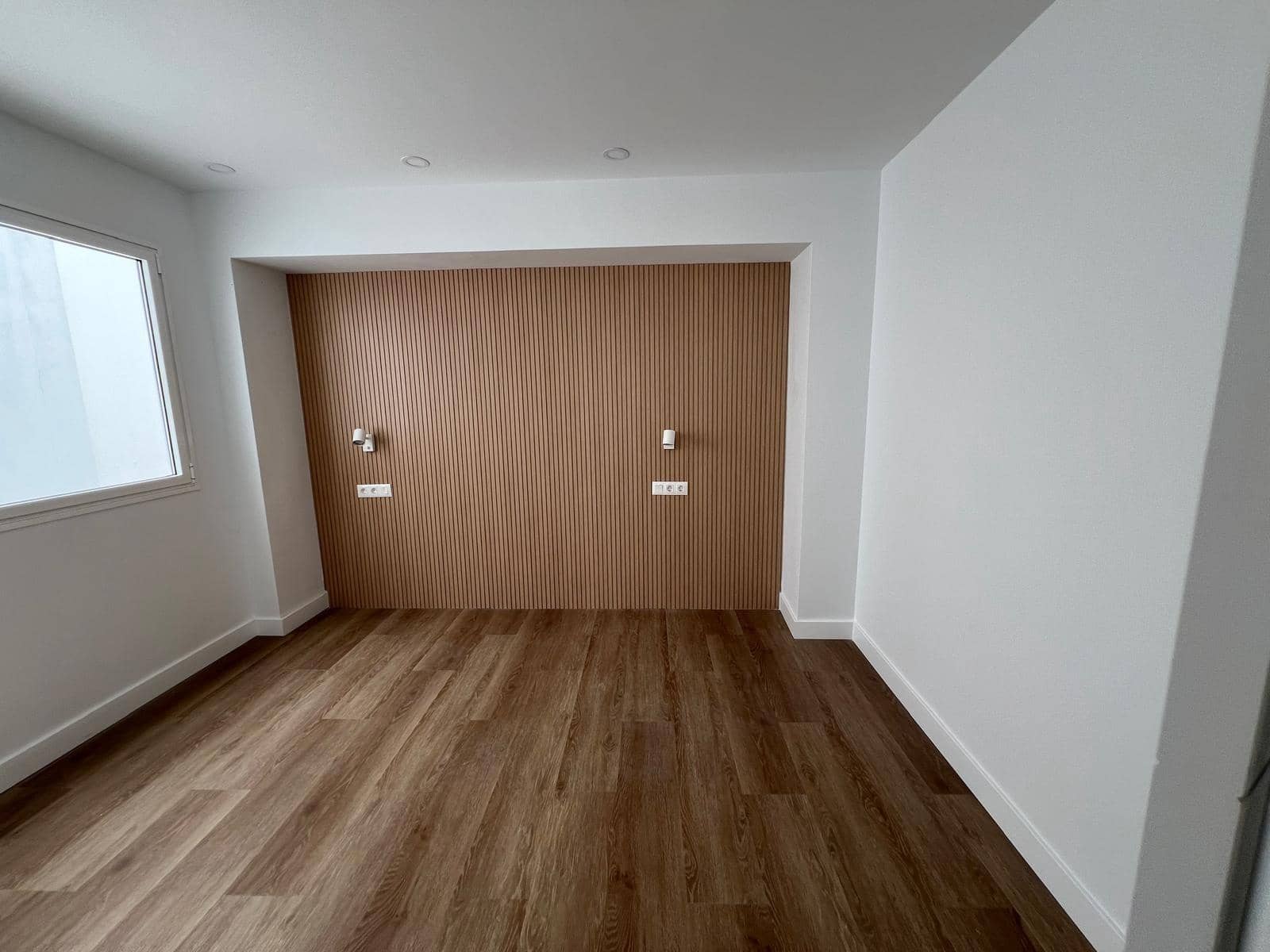Ático de 1 habitación en Las Palmas de Gran Canaria en alquiler - 1.200 € (Ref: 9312753)