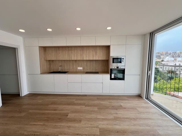 Ático de 1 habitación en Las Palmas de Gran Canaria en alquiler - 1.200 € (Ref: 9312753)