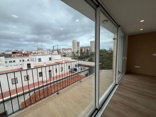 Ático de 1 habitación en Las Palmas de Gran Canaria en alquiler - 1.200 € (Ref: 9312753)