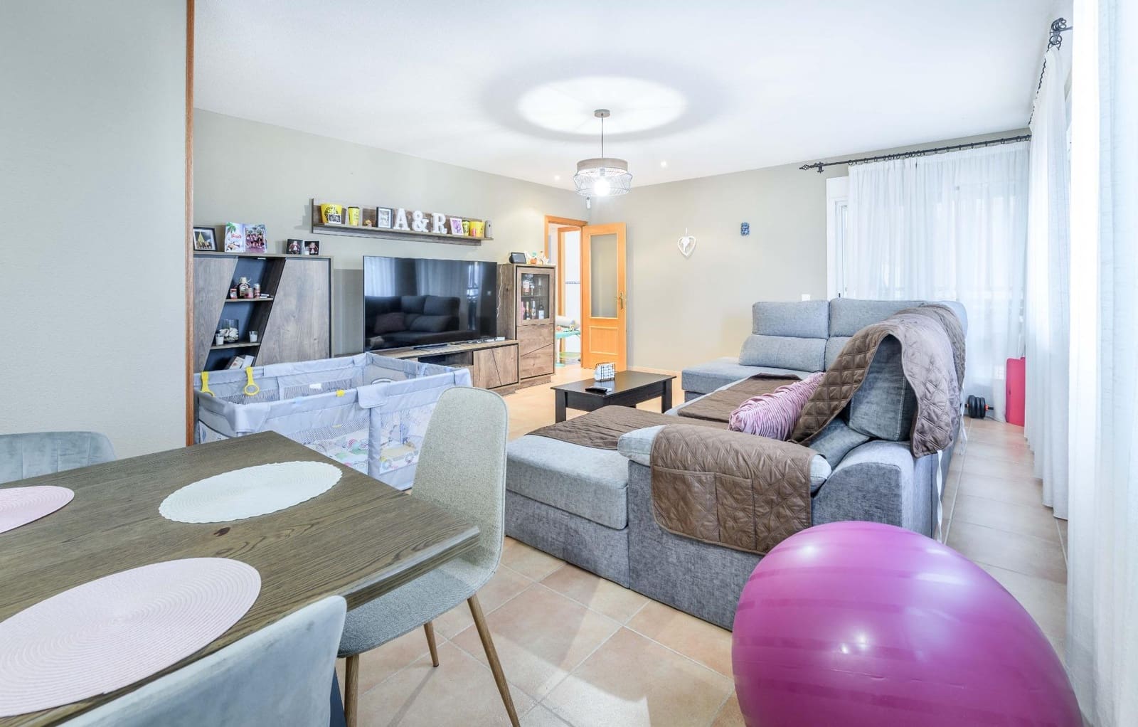 3 soverom Villa til salgs i Chiloeches - € 399 000 (Ref: 9321785)