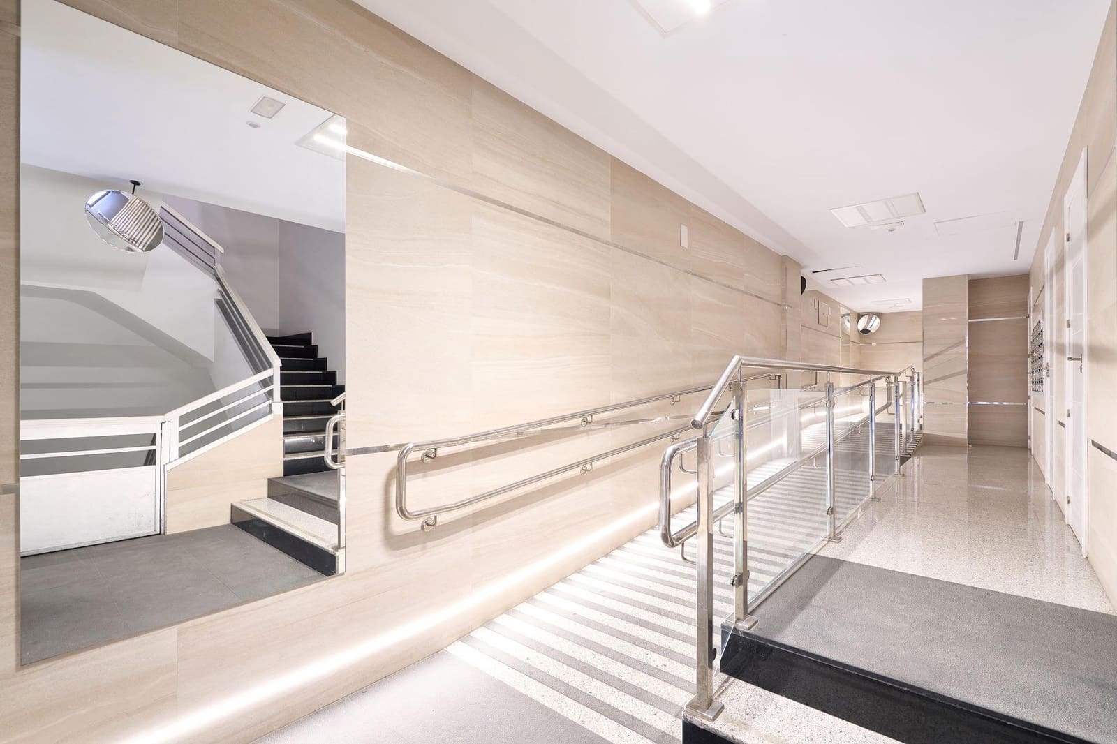 3 makuuhuone Huoneisto myytävänä paikassa Salamanca kaupunki - 390 000 € (Ref: 9335200)