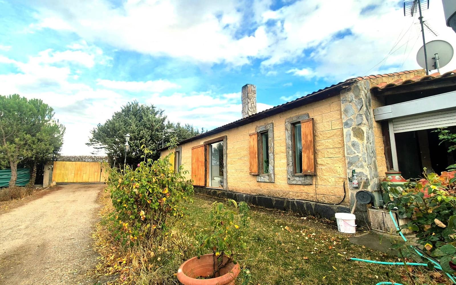 Finca/Casa Rural de 1 habitación en Aldeaseca de Armuña en venta - 260.000 € (Ref: 9338470)