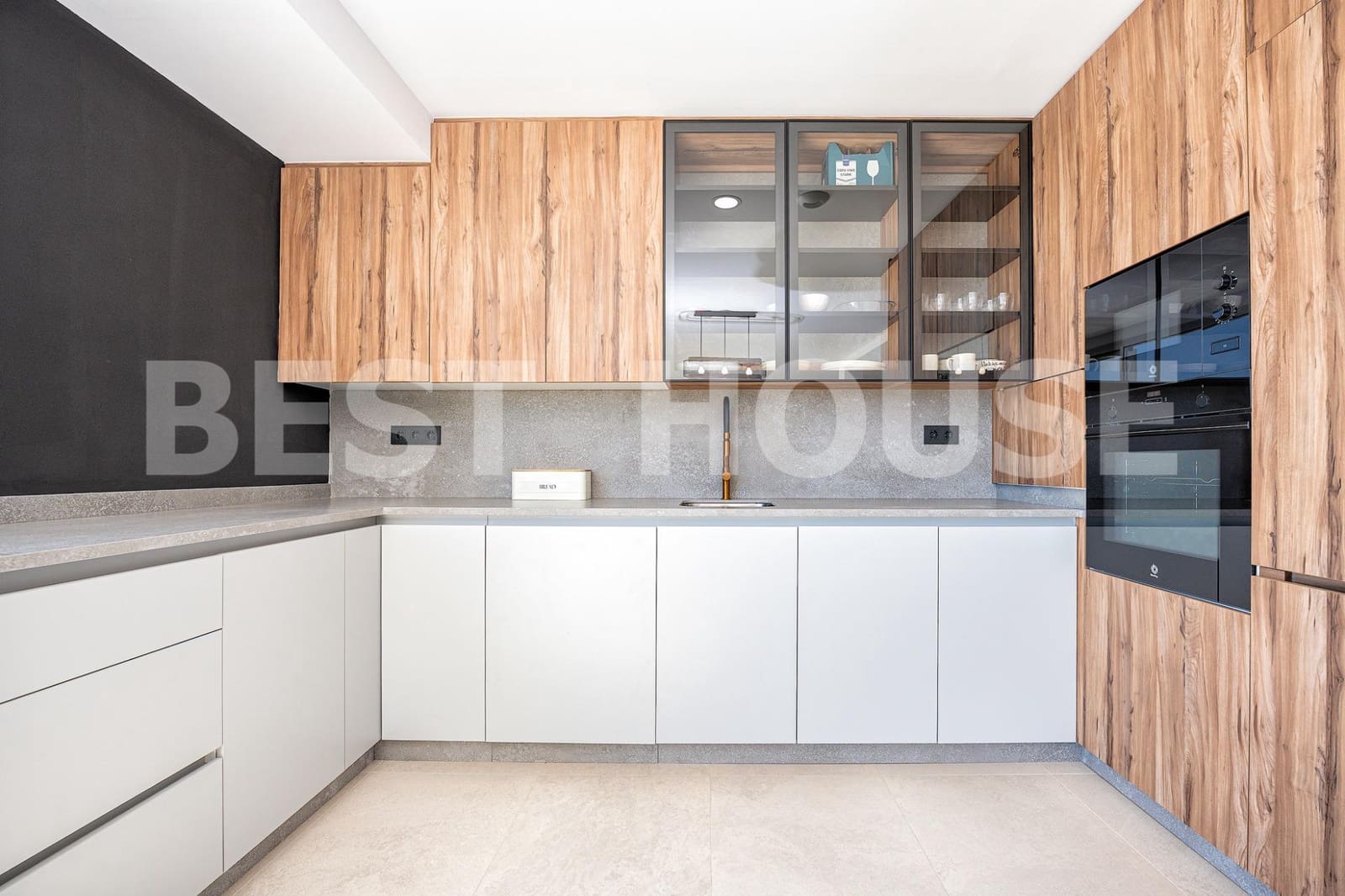 3 makuuhuone Huvila myytävänä paikassa Salobre Golf - 899 000 € (Ref: 9344963)