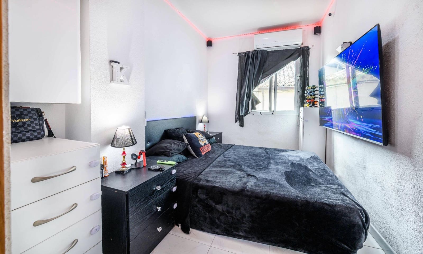 6 soverom Rekkehus til salgs i Sacedon - € 250 000 (Ref: 9347154)