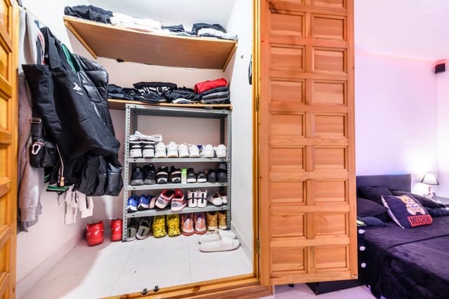 6 bedroom Terraced Villa for sale in Sacedón - € 255,000 (Ref: 9347154)