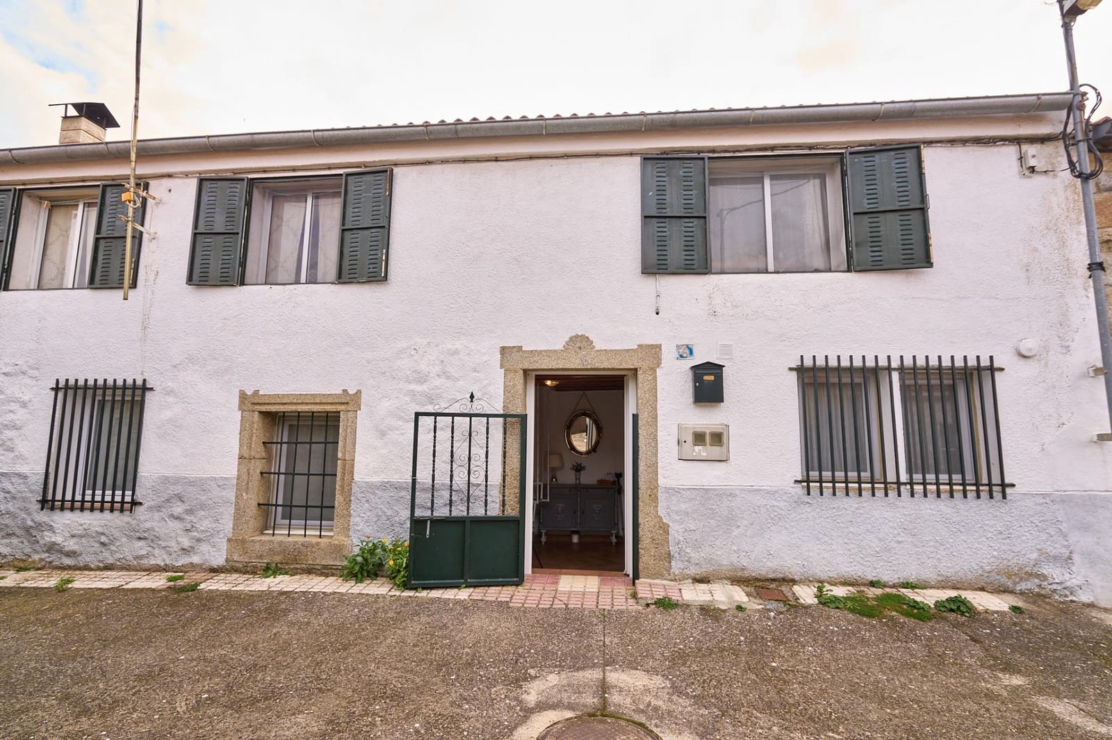 2 soverom Hus til salgs i Gallegos de Solmiron - € 69 000 (Ref: 9356075)