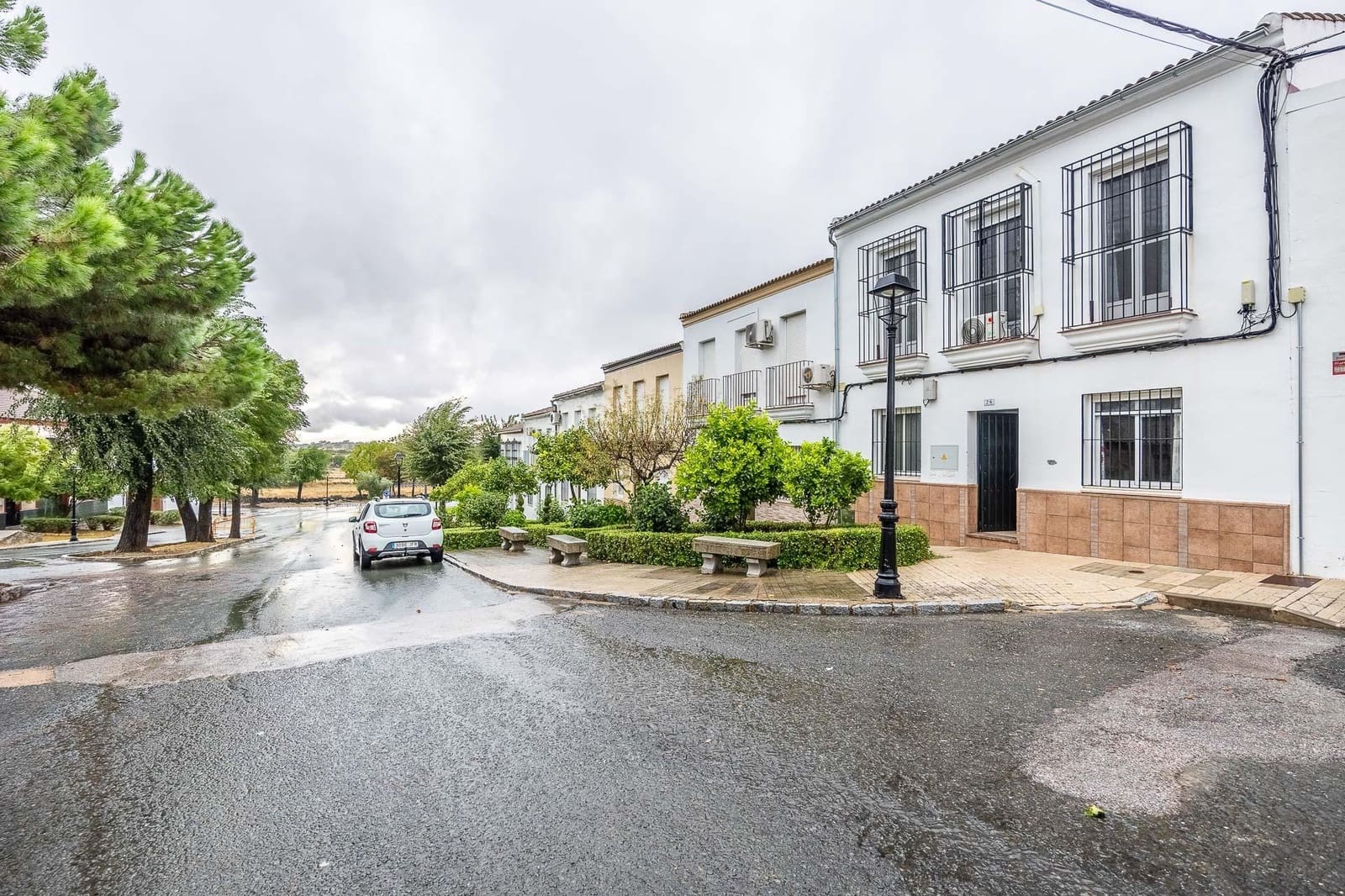 4 Zimmer Reihenhaus zu verkaufen in Castilblanco de los Arroyos mit Garage - 279.000 € (Ref: 9359436)