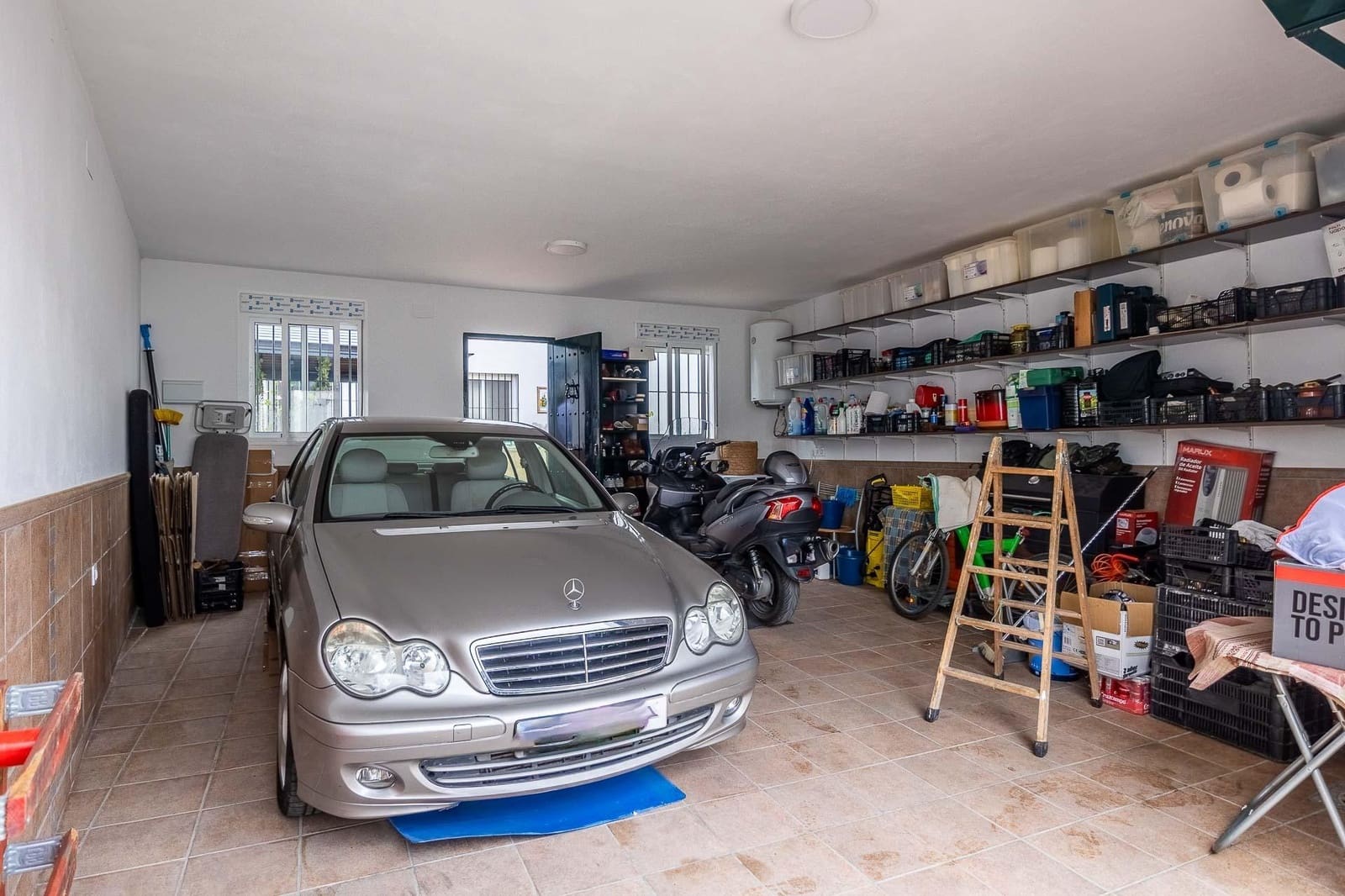 4 soveværelse Rækkehus til salg i Castilblanco de los Arroyos med garage - € 269.000 (Ref: 9359436)