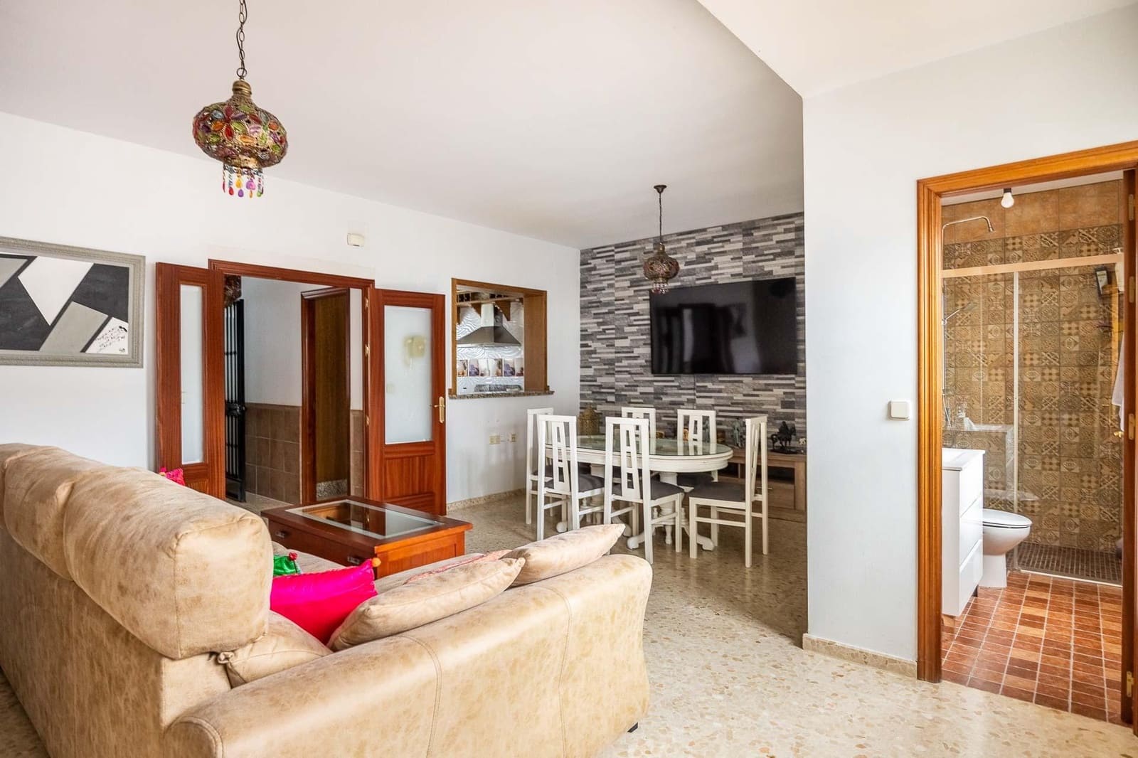 4 soveværelse Rækkehus til salg i Castilblanco de los Arroyos med garage - € 269.000 (Ref: 9359436)