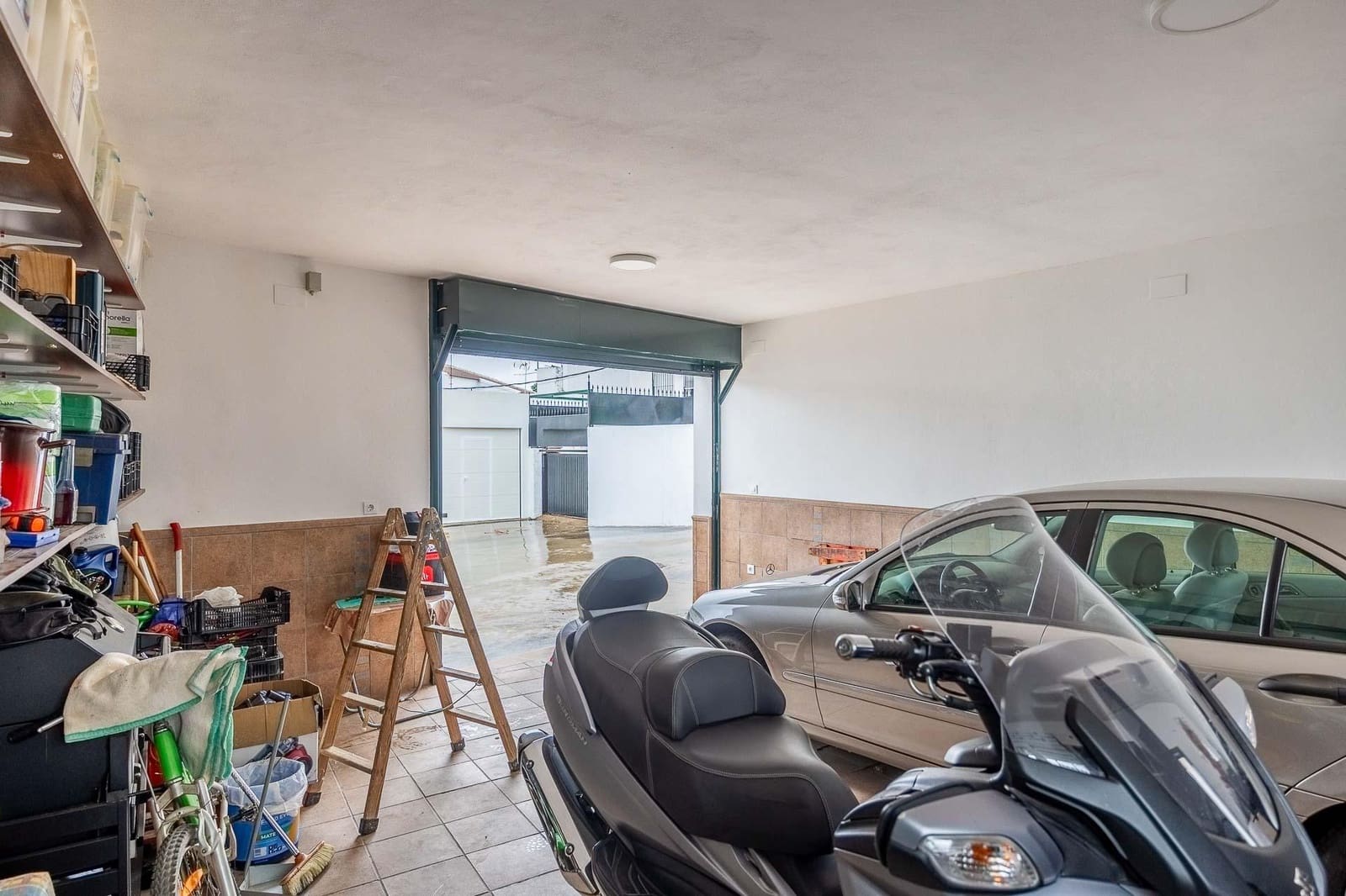 4 soveværelse Rækkehus til salg i Castilblanco de los Arroyos med garage - € 269.000 (Ref: 9359436)
