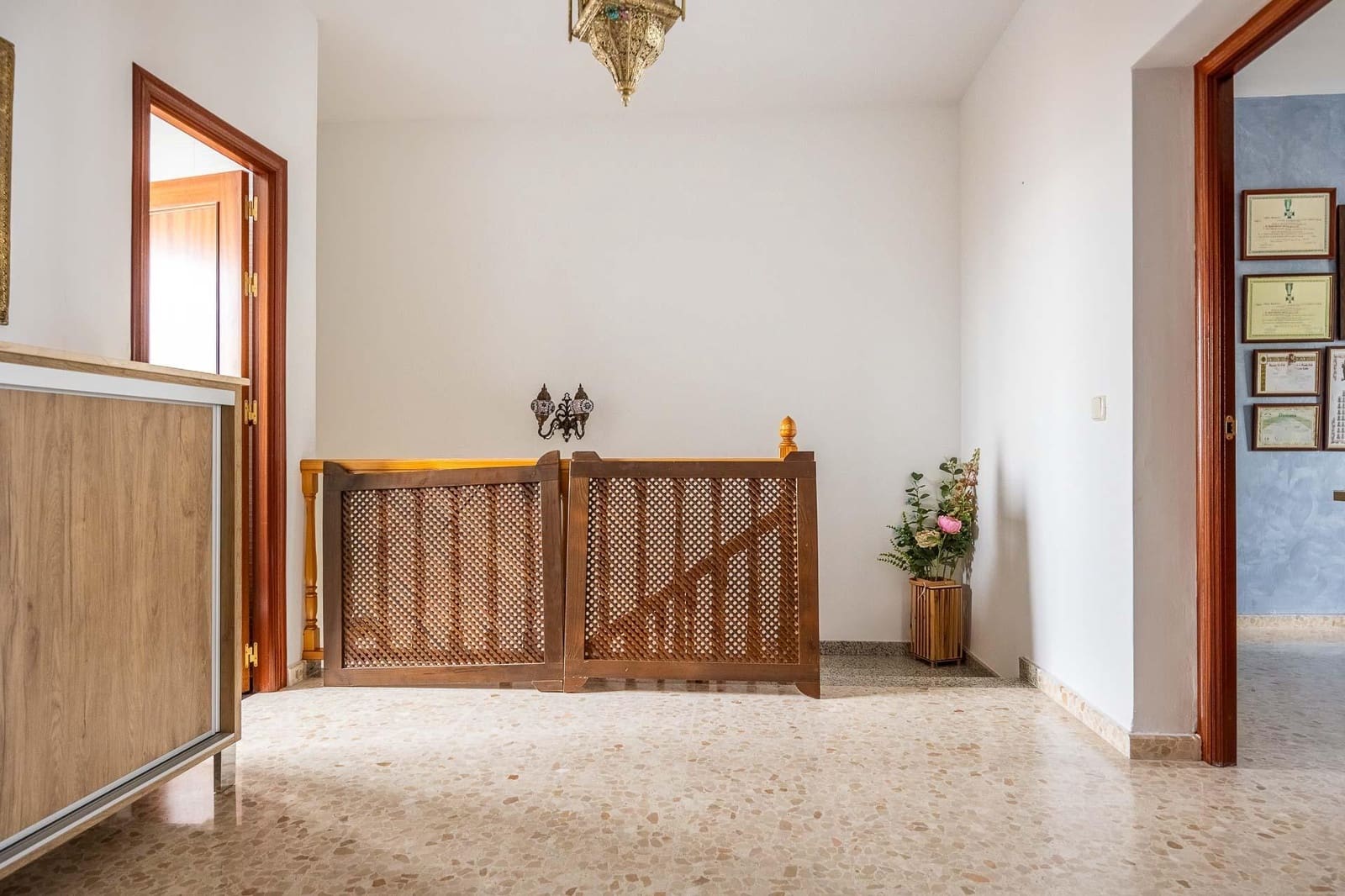 4 soveværelse Rækkehus til salg i Castilblanco de los Arroyos med garage - € 269.000 (Ref: 9359436)