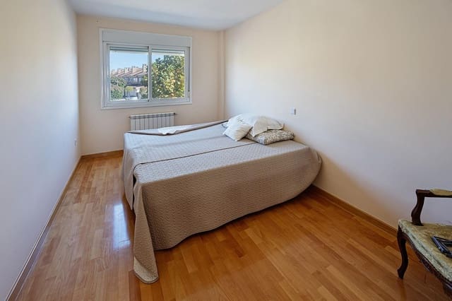 4 sovrum Villa till salu i Boecillo - 230 000 € (Ref: 9359438)