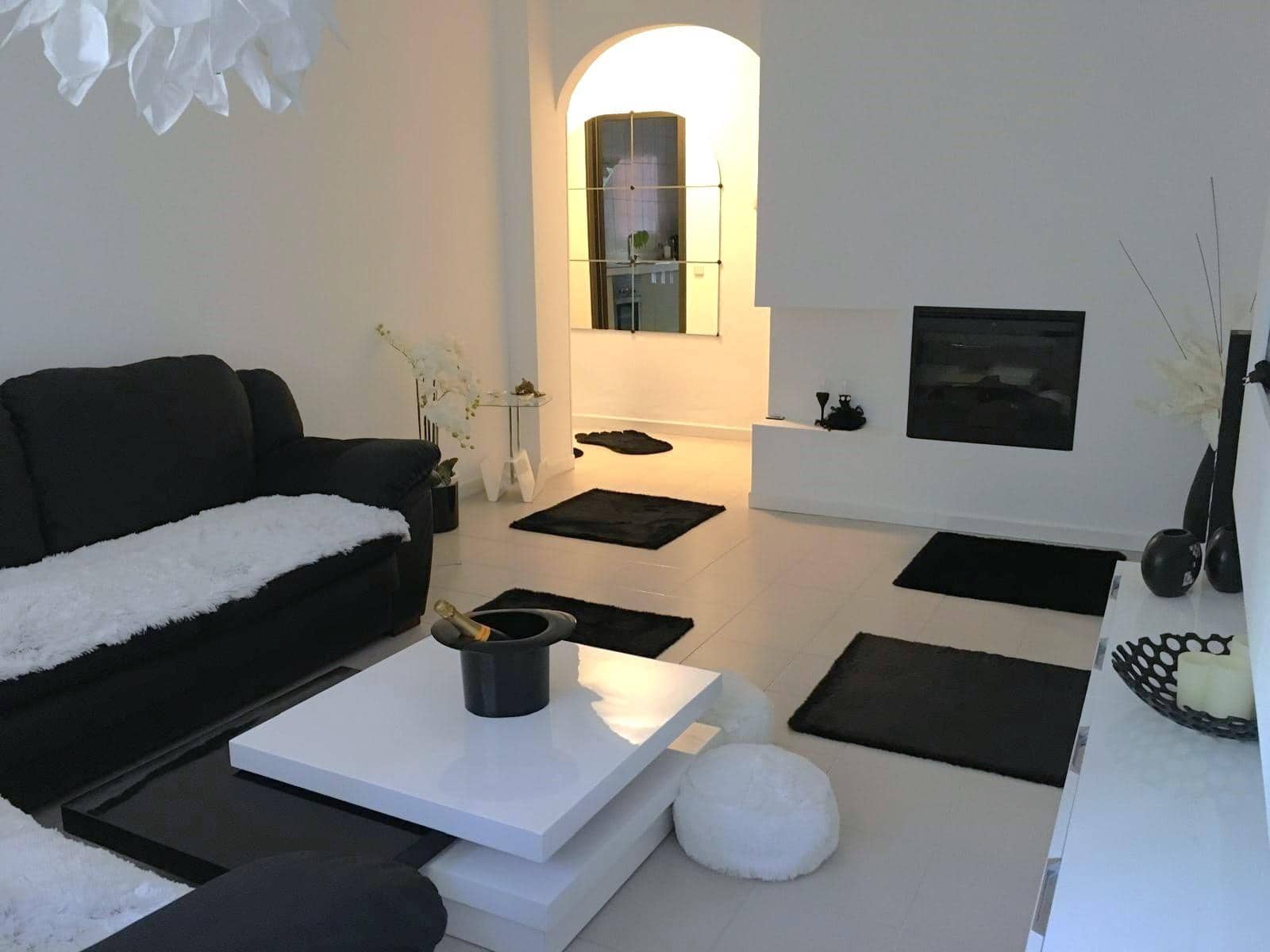 4 chambre Appartement à vendre à Santa Lucia de Tirajana - 220 000 € (Ref: 9373634)