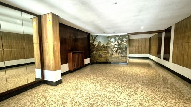 5 soverom Leilighet til salgs i Salamanca by - € 424 200 (Ref: 9373635)