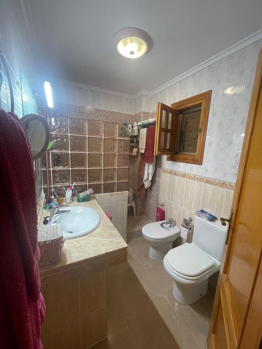 Apartamento de 4 habitaciones en Torrevieja en venta - 320.000 € (Ref: 9375238)