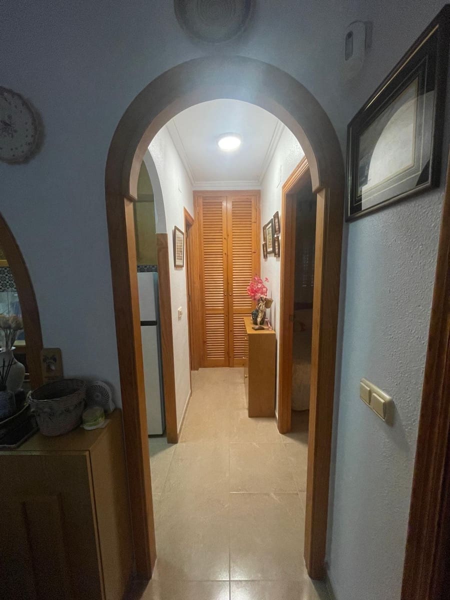 Apartamento de 4 habitaciones en Torrevieja en venta - 320.000 € (Ref: 9375238)