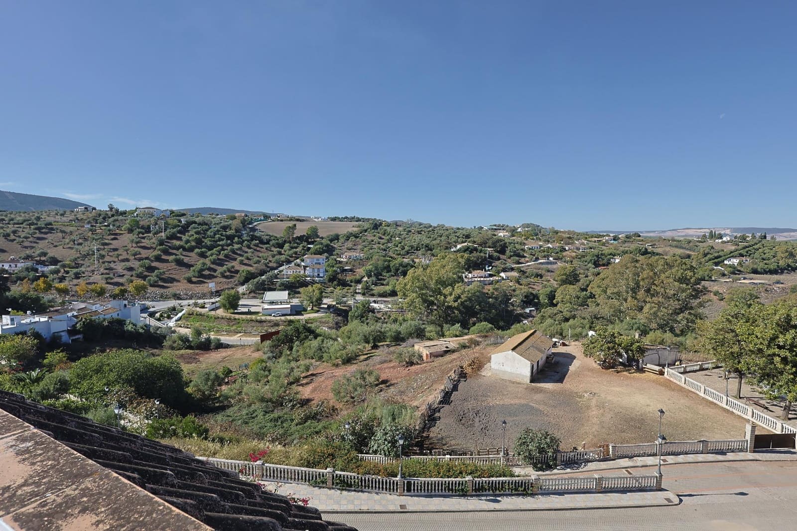 4 sovrum Radhus till salu i Algar - 243 600 € (Ref: 9391973)