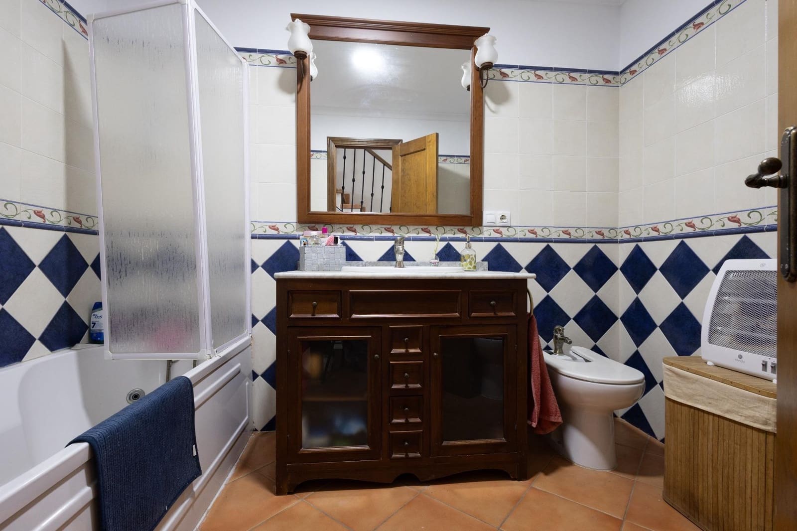 4 sovrum Radhus till salu i Algar - 243 600 € (Ref: 9391973)