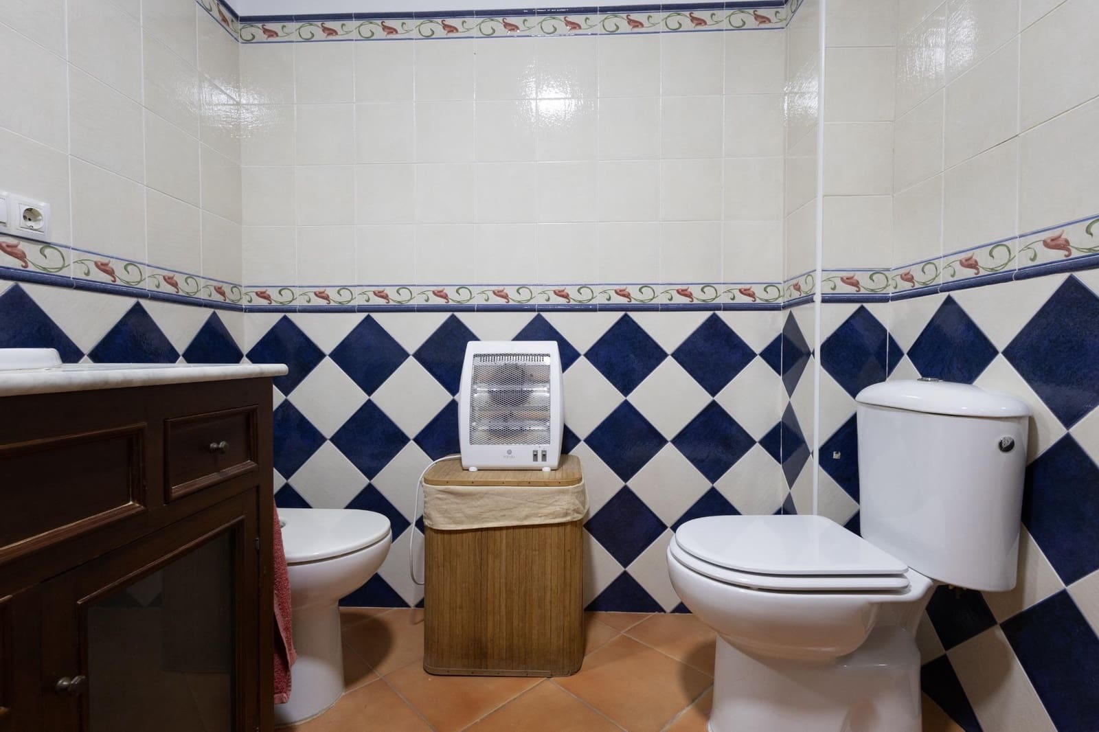 4 sovrum Radhus till salu i Algar - 243 600 € (Ref: 9391973)