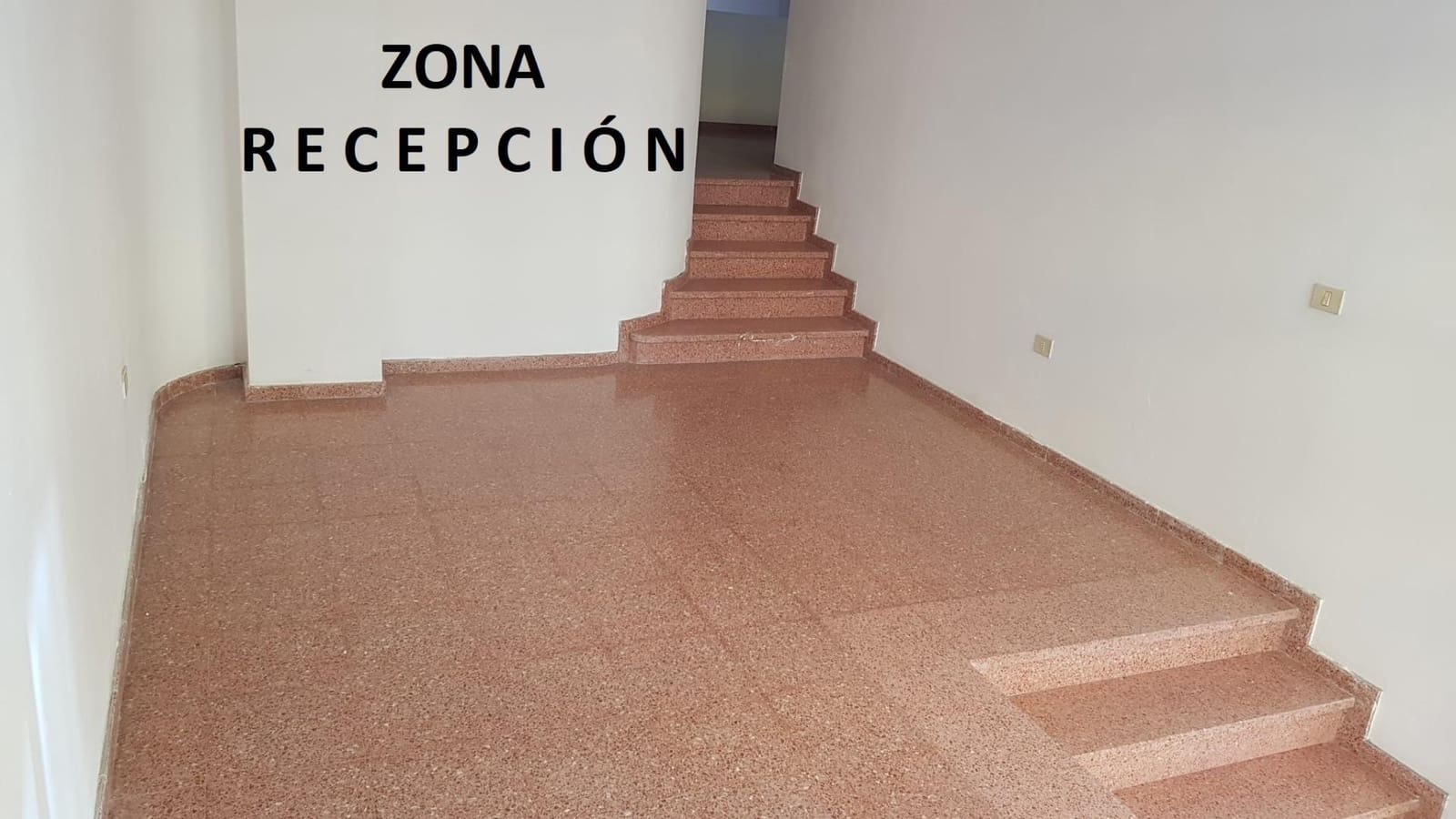 Kommersiell till salu i Las Palmas de Gran Canaria - 180 000 € (Ref: 9391976)