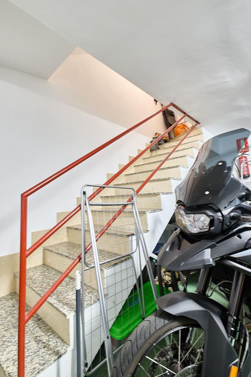 3 makuuhuone Rivitalo myytävänä paikassa Cantagallo mukana uima-altaan 
autotalli - 186 000 € (Ref: 9396226)