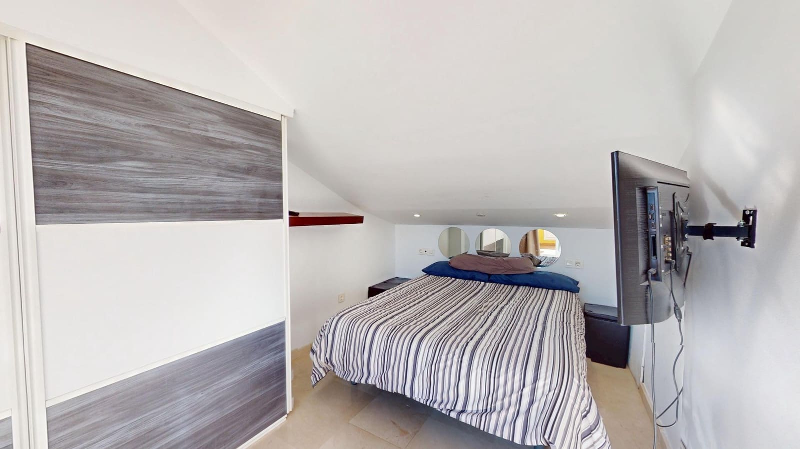 3 bedroom Penthouse for sale in Benalmadena with pool garage - € 425,000 (Ref: 9396227)