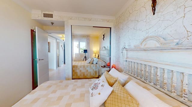 3 soverom Penthouse til salgs i Benalmádena med svømmebasseng garasje - € 425 000 (Ref: 9396227)