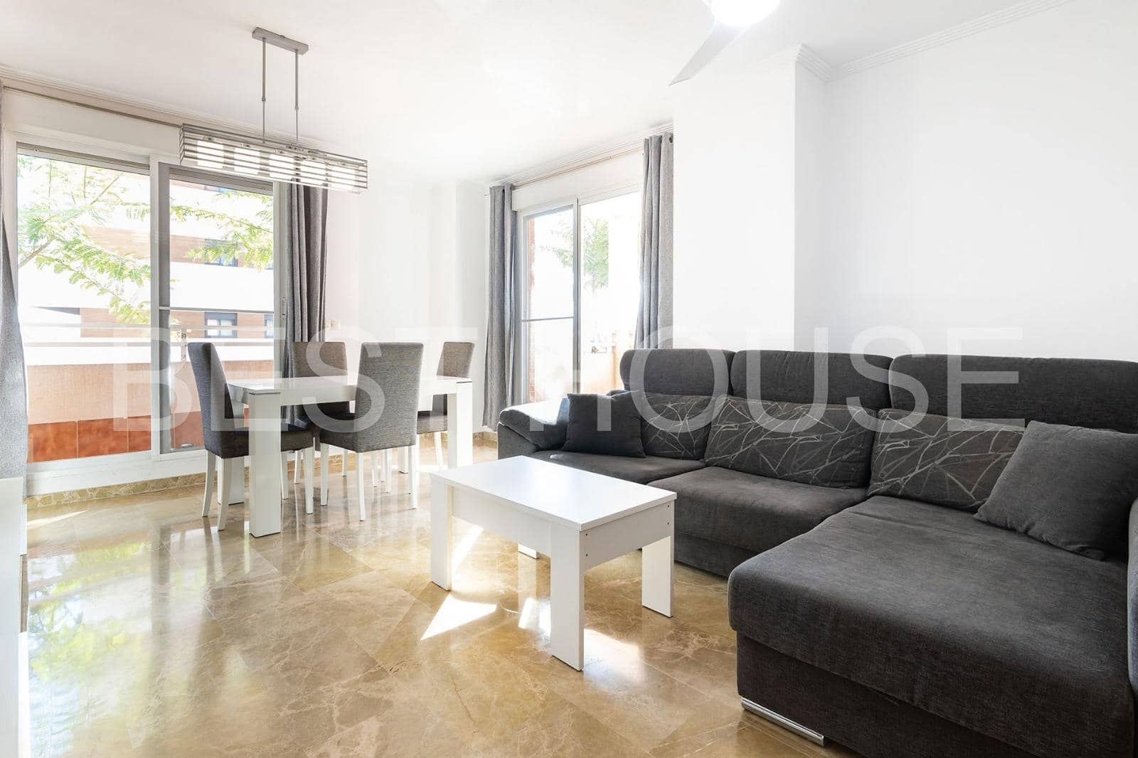 4 sovrum Lägenhet till salu i El Puntal med pool - 315 000 € (Ref: 9398671)