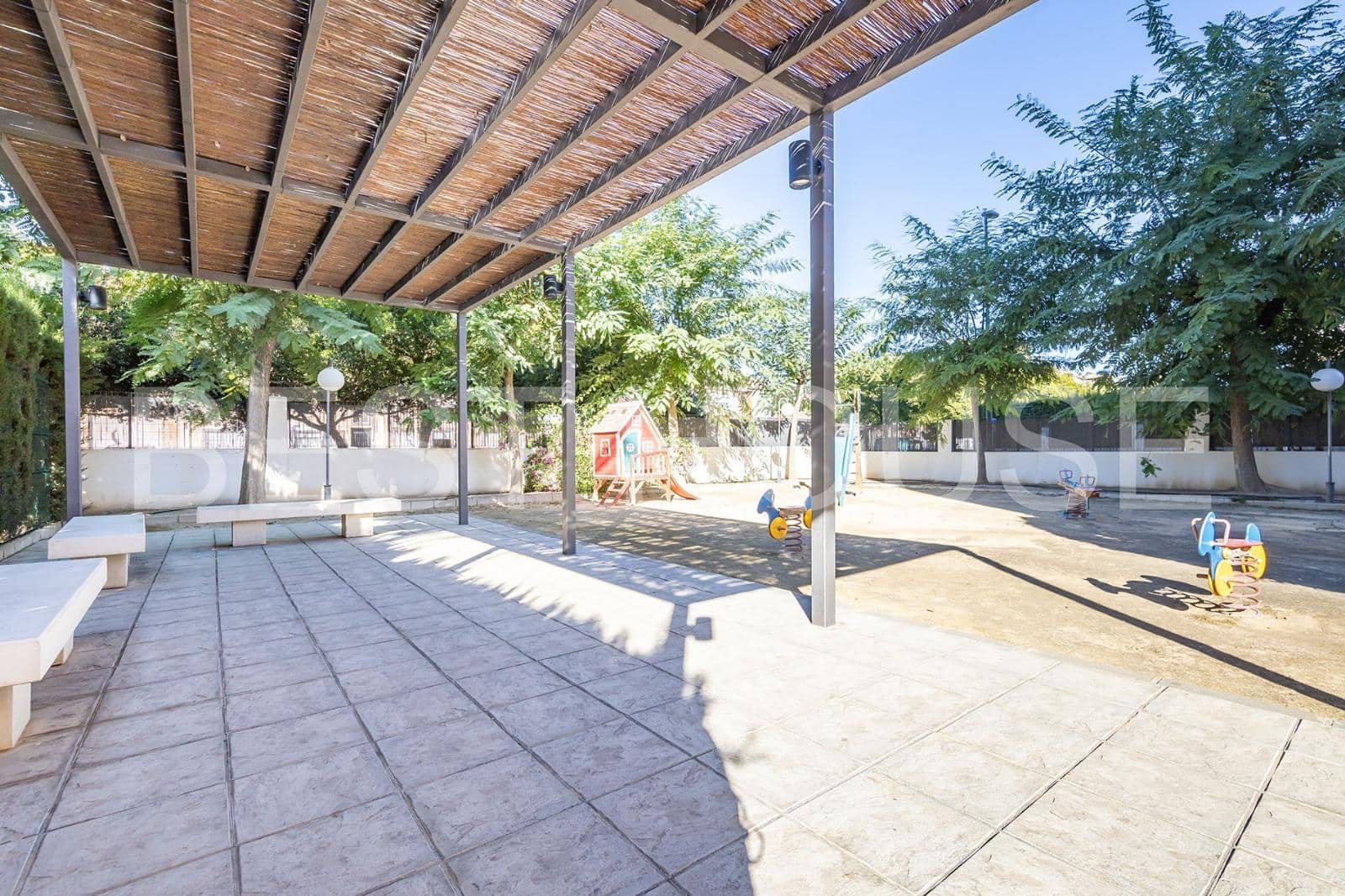 4 sovrum Lägenhet till salu i El Puntal med pool - 315 000 € (Ref: 9398671)