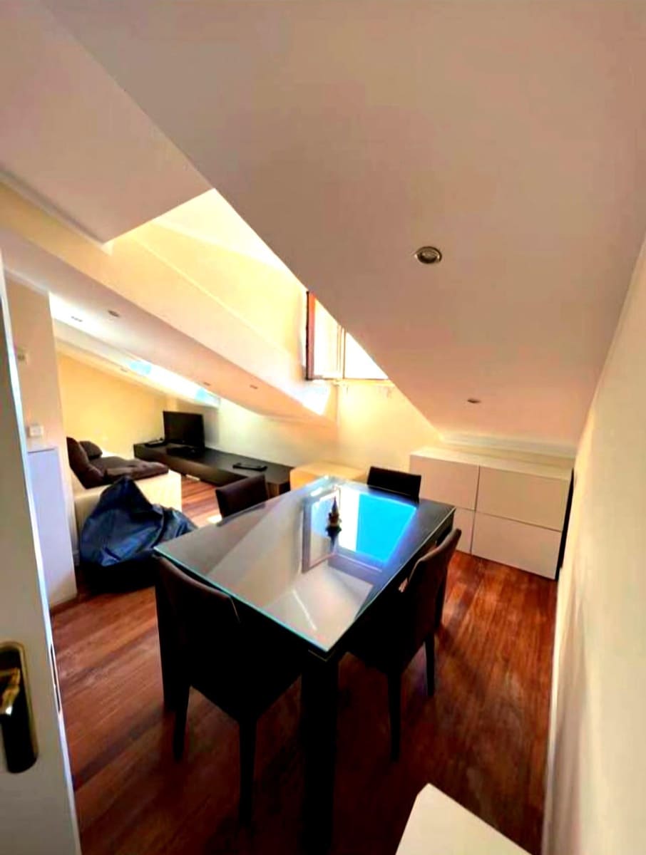 3 soveværelse Penthouse til salg i Salamanca by - € 269.000 (Ref: 9406618)