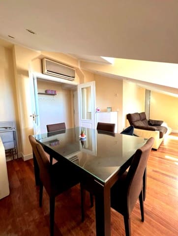 3 bedroom Penthouse for sale in Salamanca city - € 279,000 (Ref: 9406618)