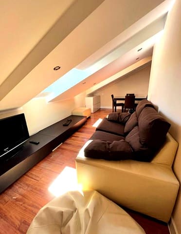 3 bedroom Penthouse for sale in Salamanca city - € 279,000 (Ref: 9406618)