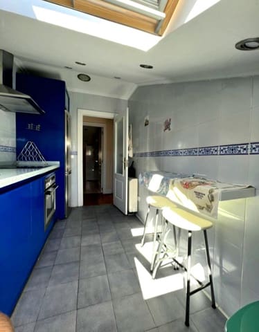 3 bedroom Penthouse for sale in Salamanca city - € 279,000 (Ref: 9406618)