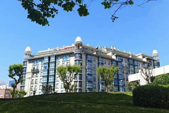 3 bedroom Flat for sale in A Coruña city with pool garage - € 1,500,000 (Ref: 9411194)