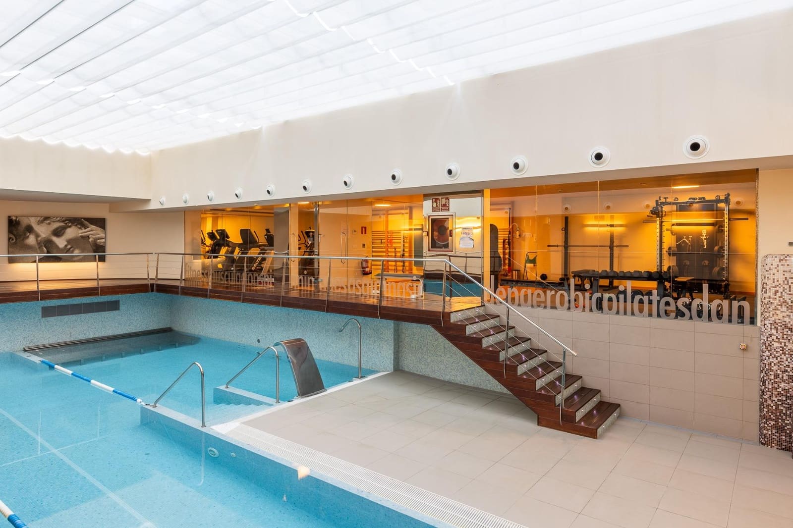 3 bedroom Flat for sale in A Coruna city with pool garage - € 1,500,000 (Ref: 9411194)