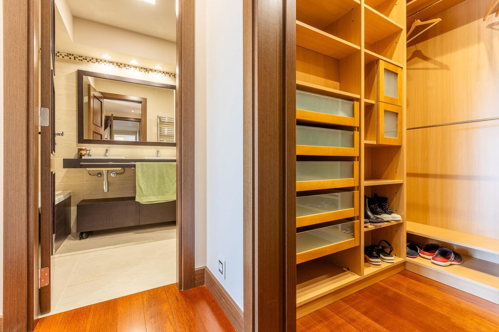 3 bedroom Flat for sale in A Coruna city with pool garage - € 1,500,000 (Ref: 9411194)