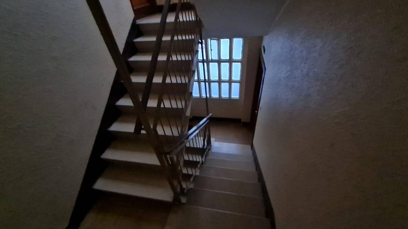 2 soverom Leilighet til salgs i Zaragoza by - € 125 000 (Ref: 9413977)