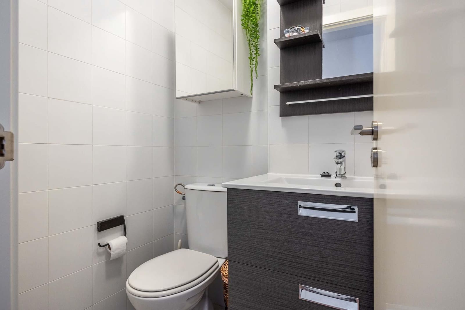 3 bedroom Flat for sale in Seville city with garage - € 199,000 (Ref: 9413978)